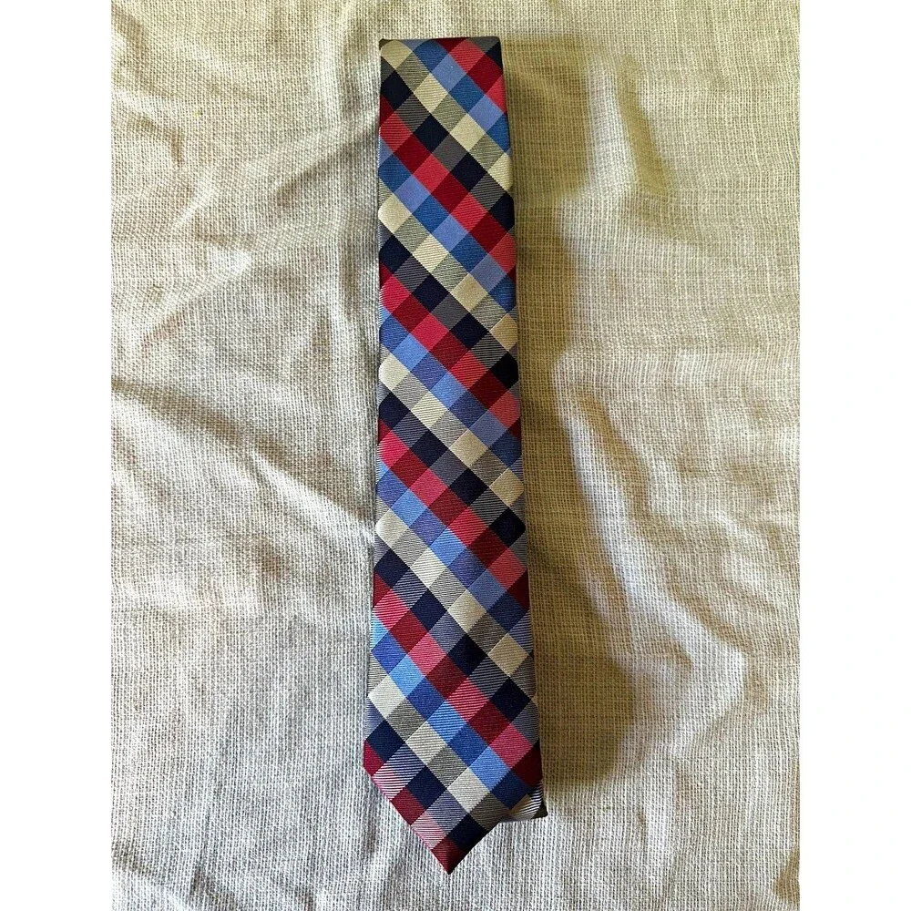 Jos A Bank Executive Collection Men’s Necktie Red Blue Diamond Check Plaid Tie